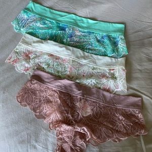 SOLD💫Victoria’s Secret PINK Panty Bundle